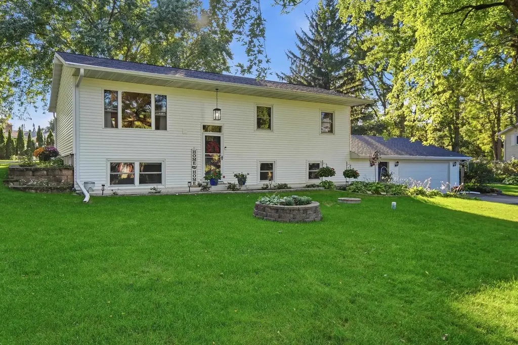 2307 White Oak Trail, Dunn