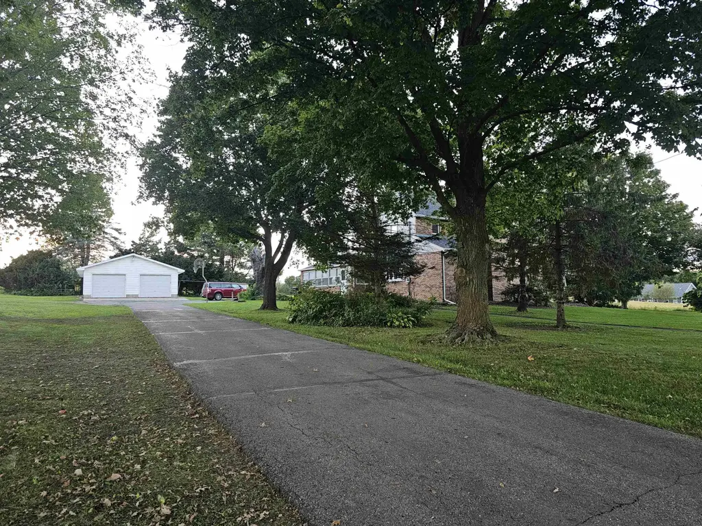 841 S Monroe Street, Waterloo