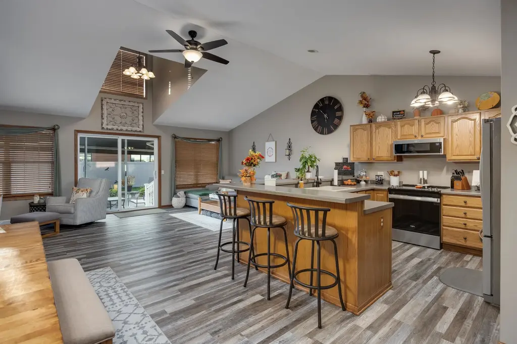 2149 Blue Heron Court, Stoughton