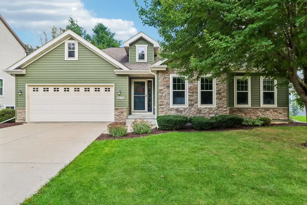 2676 Oak Knoll Drive, Fitchburg