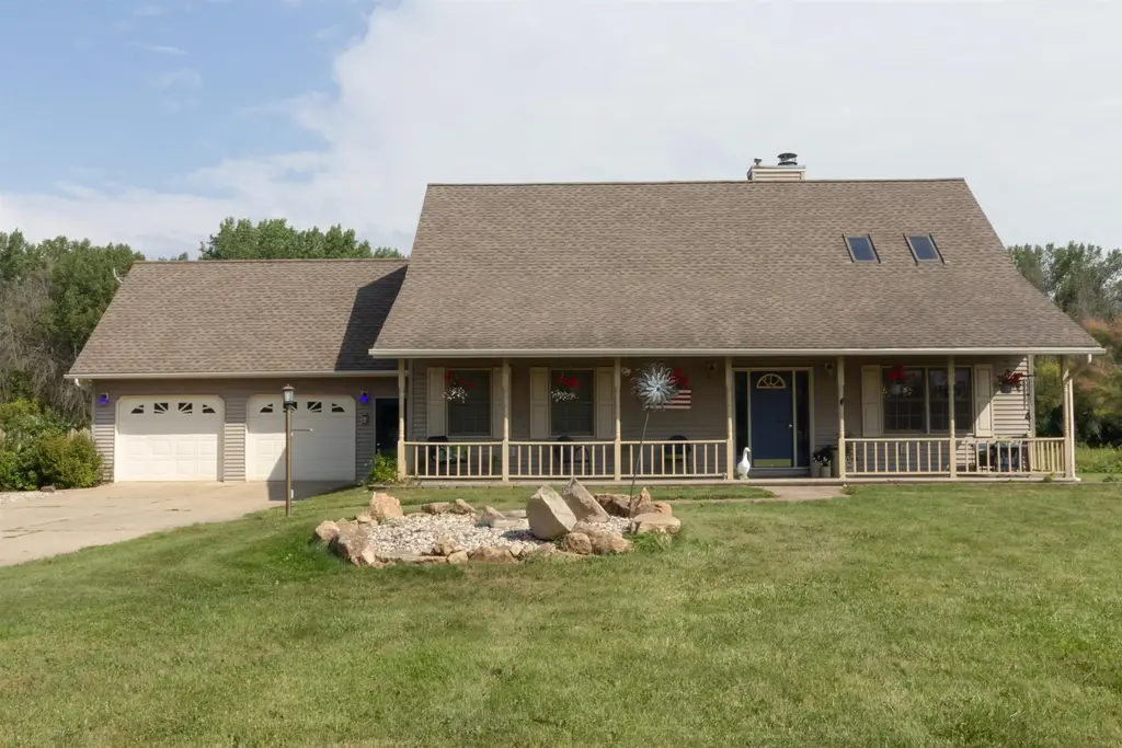 7950 Broadway Road, Rushford
