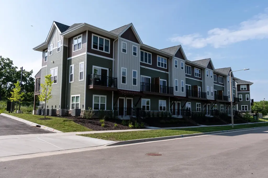 #702 - 2674 Notre Dame Drive, Fitchburg
