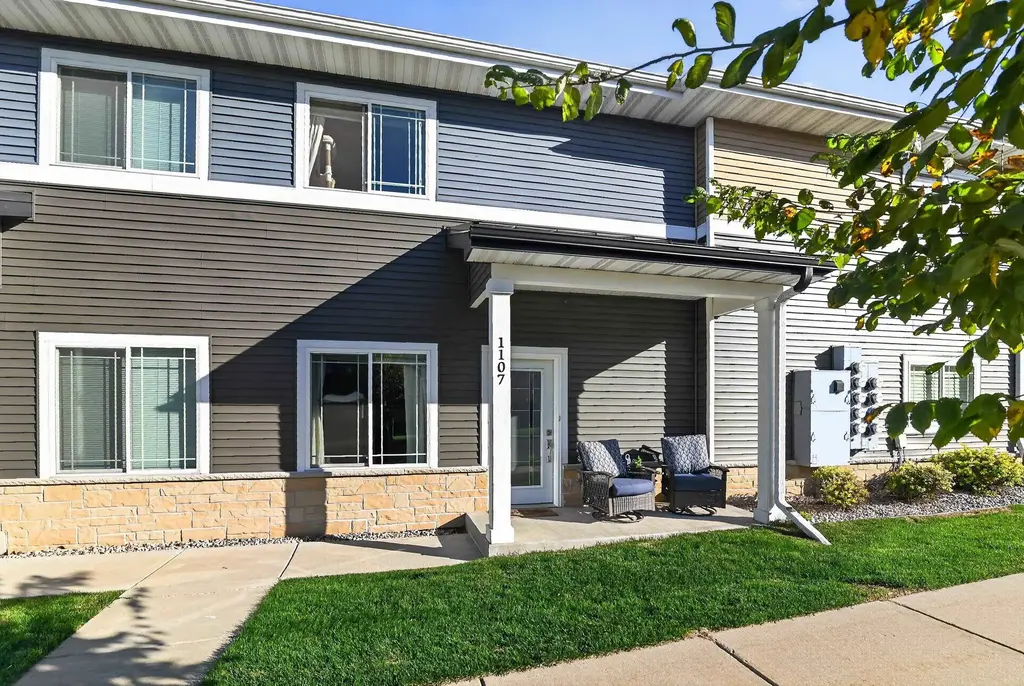 #1107 - 1325 Bunker Hill Drive, Sun Prairie