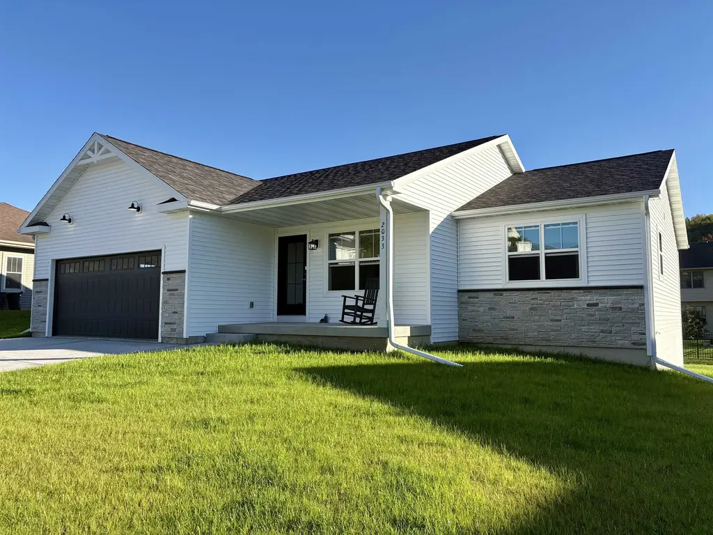 2033 Handel Street, Black Earth