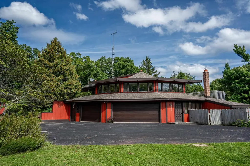 N6283 Fox Glen Road, Caledonia