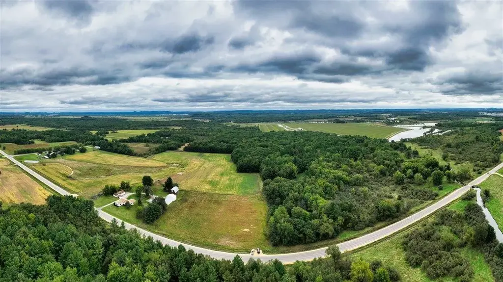 121 Acres County Hwy Et, Byron