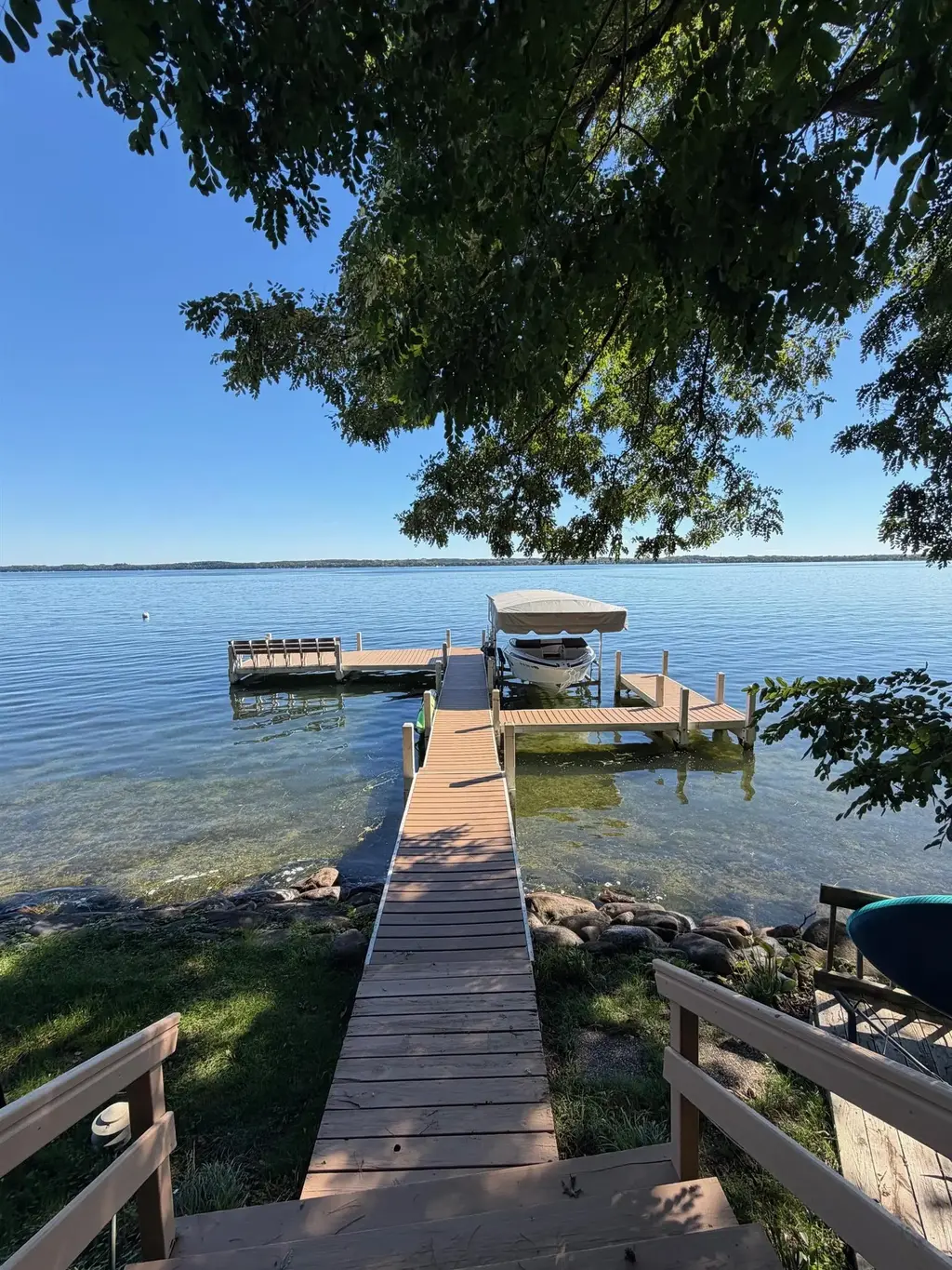 N4756 N Lakeshore Drive, Princeton