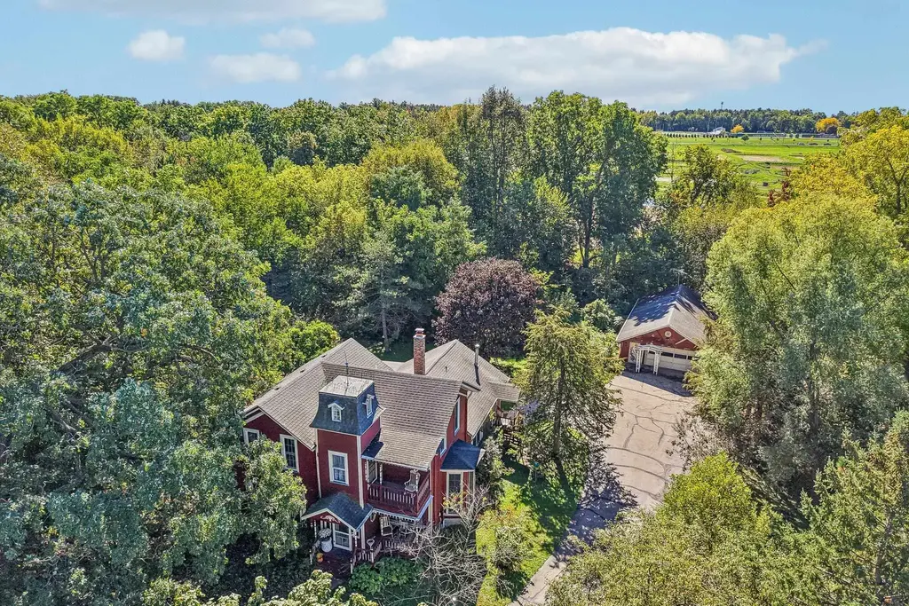 238 S Oak Street, Lake Mills