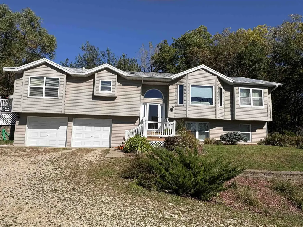 37809 Maple Lane, Bridgeport