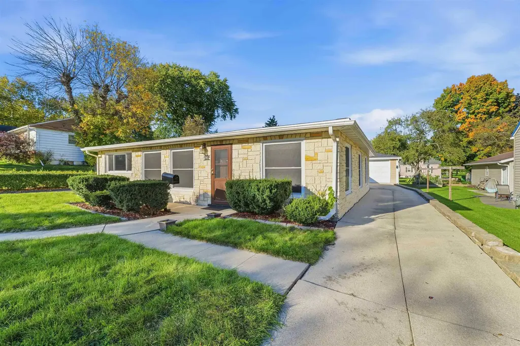 116 Pearl Street, Beaver Dam