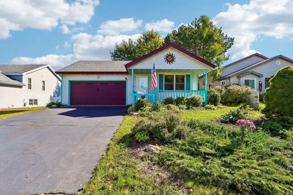 6 Buhler Court, Madison
