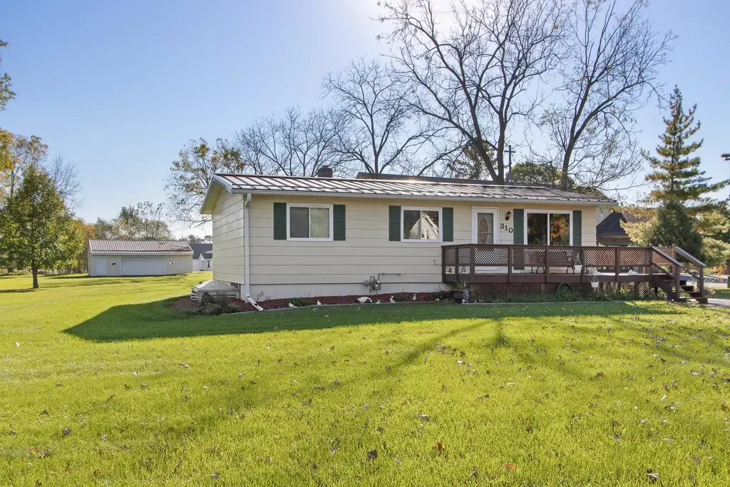 310 S Main Street, Pardeeville