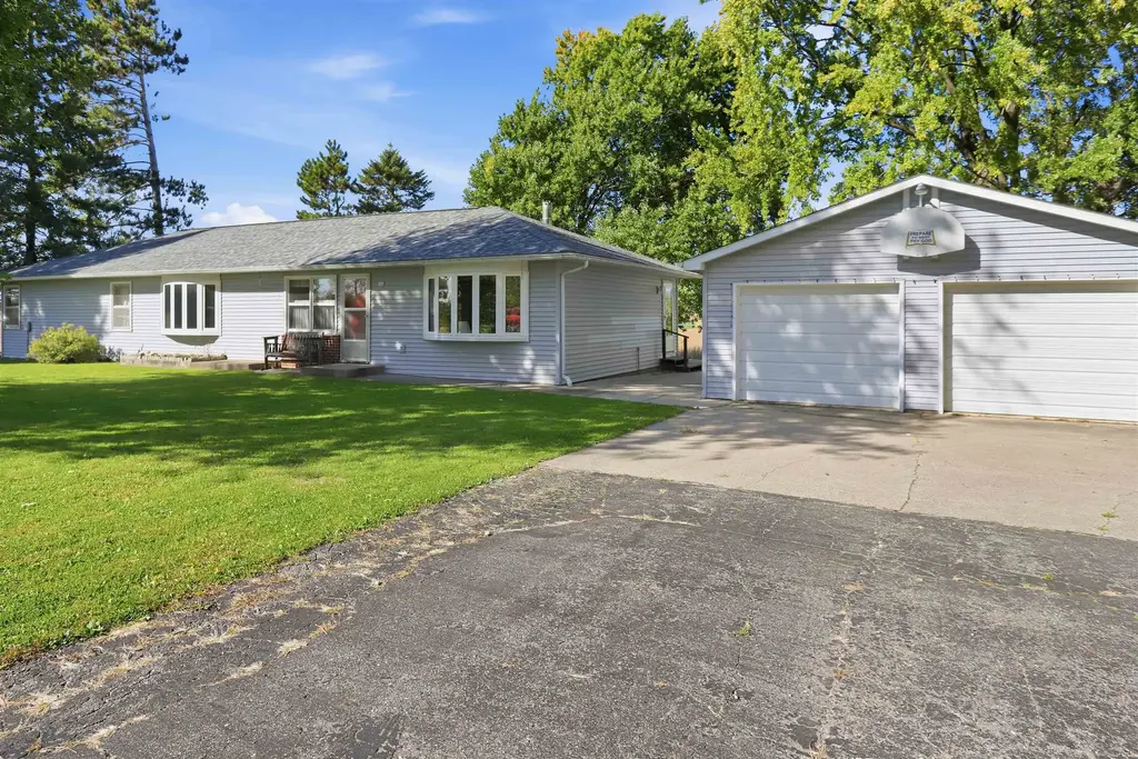 846 Taylor Road, New Lisbon