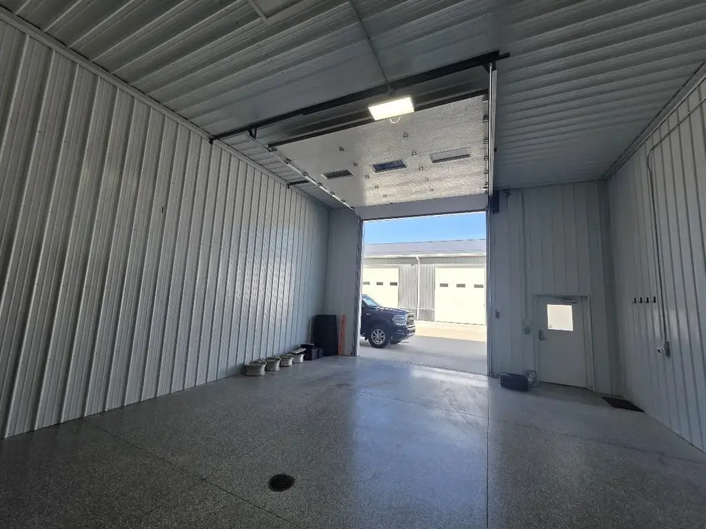 #bldg2 #6 - 747 E Mallwood Drive, Fulton