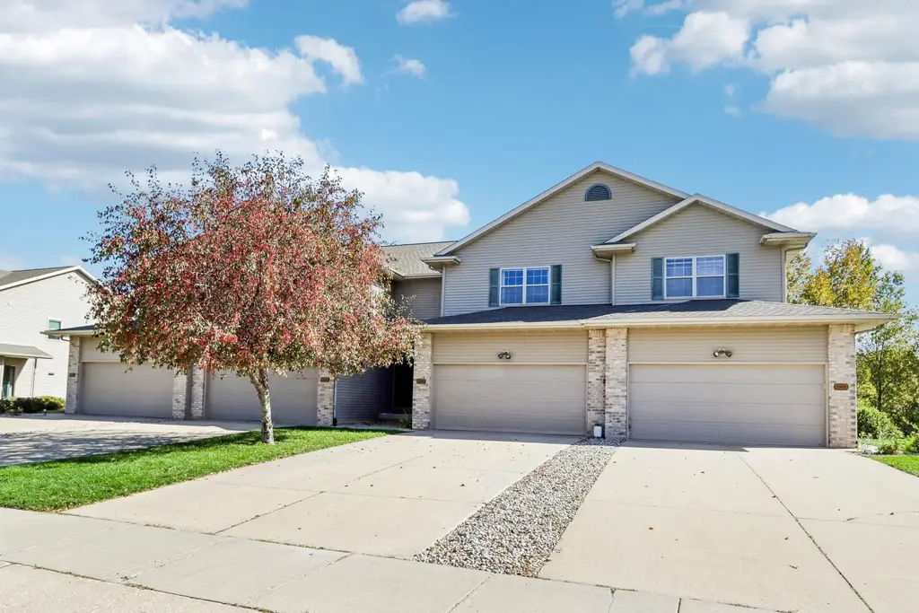 2967 Kentville Drive, Sun Prairie
