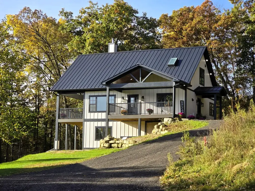 E14220 County Road F, Forest