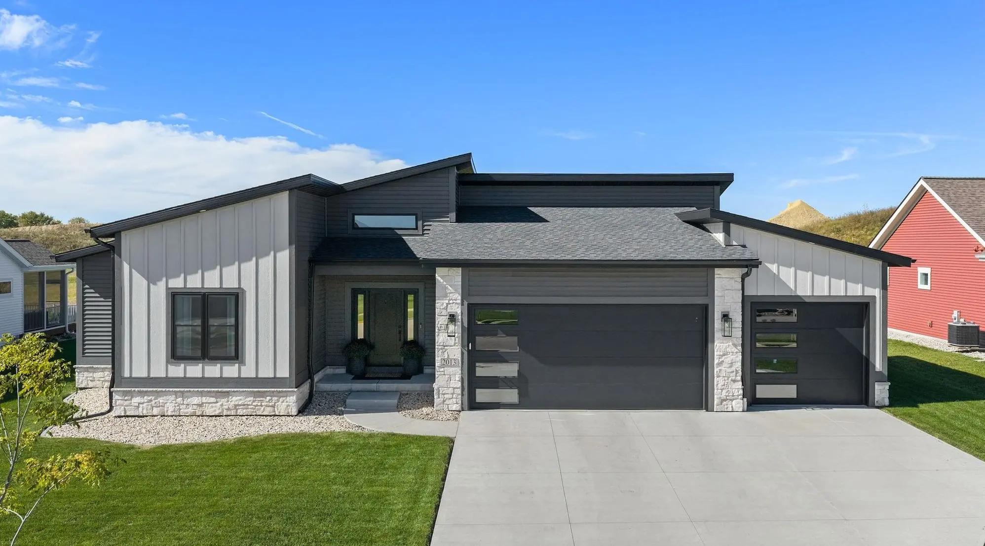 Photo of Listing #2034466