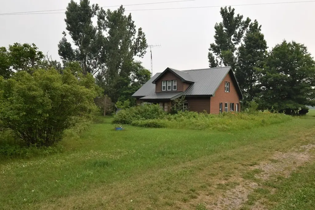4515 Peshtigo River Road, Laona