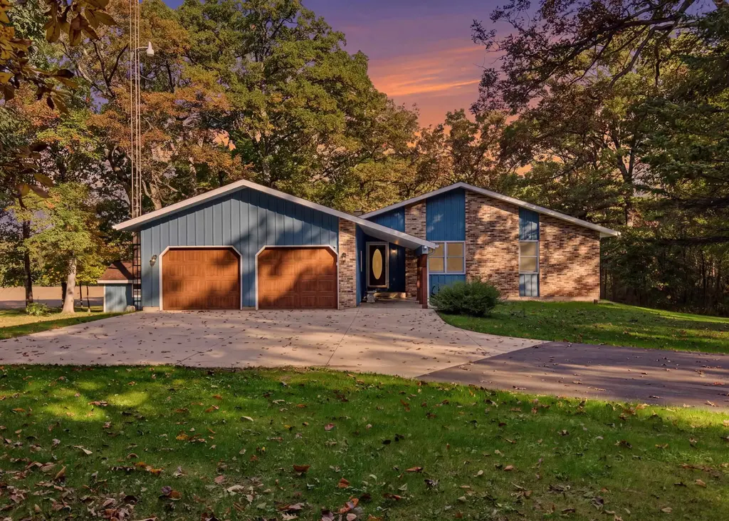 16658 W Skinner Road, Avon