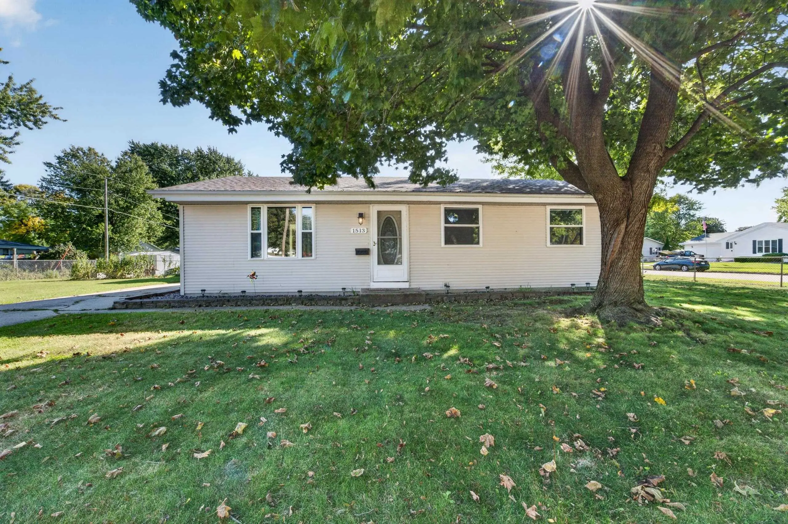 Photo of Listing #2034543