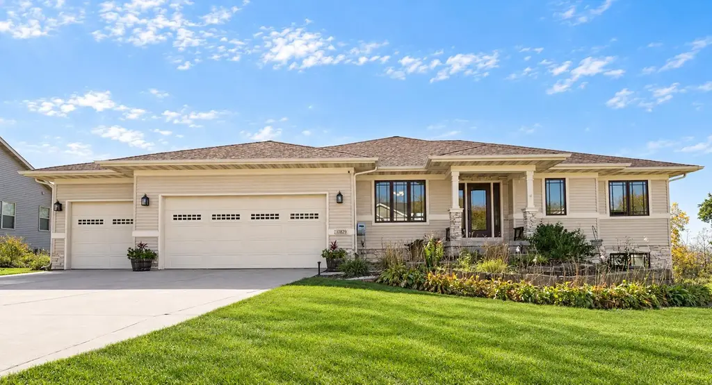 10859 Diamond Circle, Blue Mounds