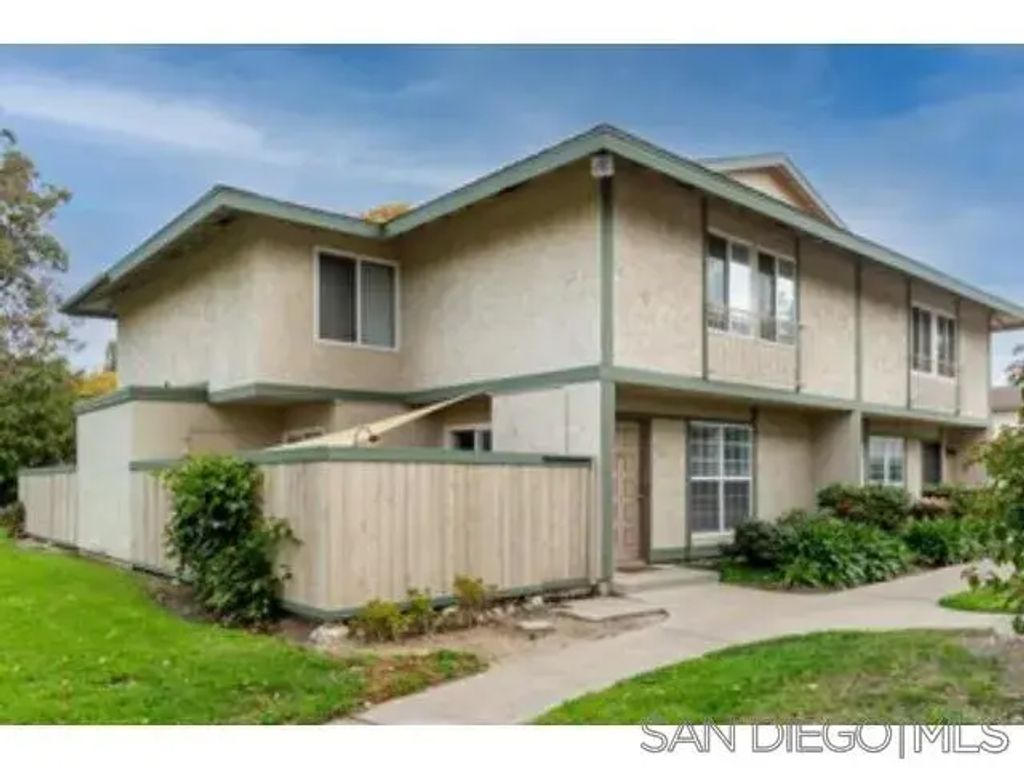 10136 Caminito Mulege, MIRA MESA
