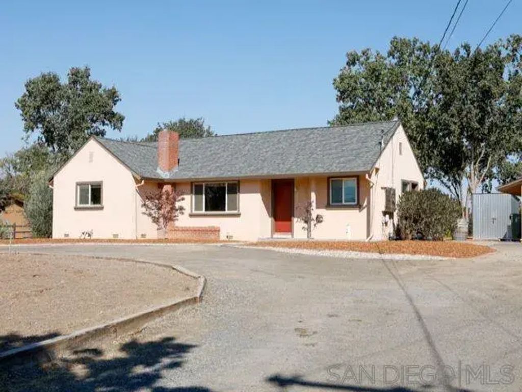 560 Irwin Lane, Santa Rosa