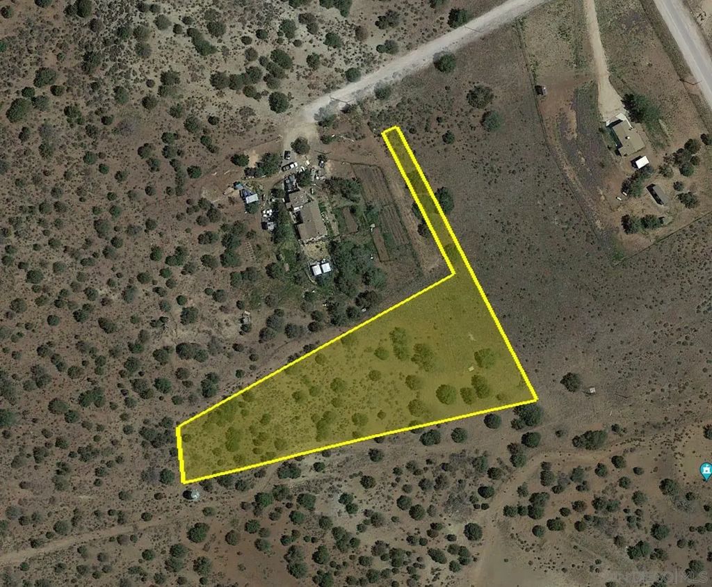 Inyanga Rd 2, Tehachapi