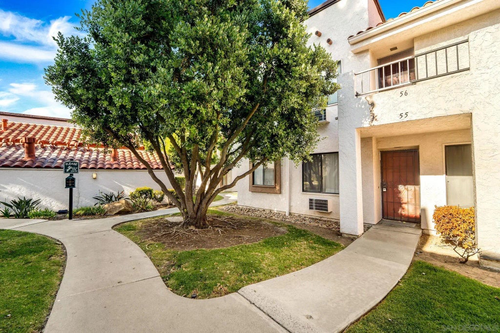 8479 Westmore Rd 55, MIRA MESA
