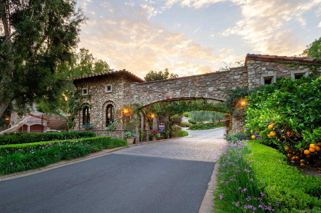 6219 Calle Ponte Bella 2, Rancho Santa Fe