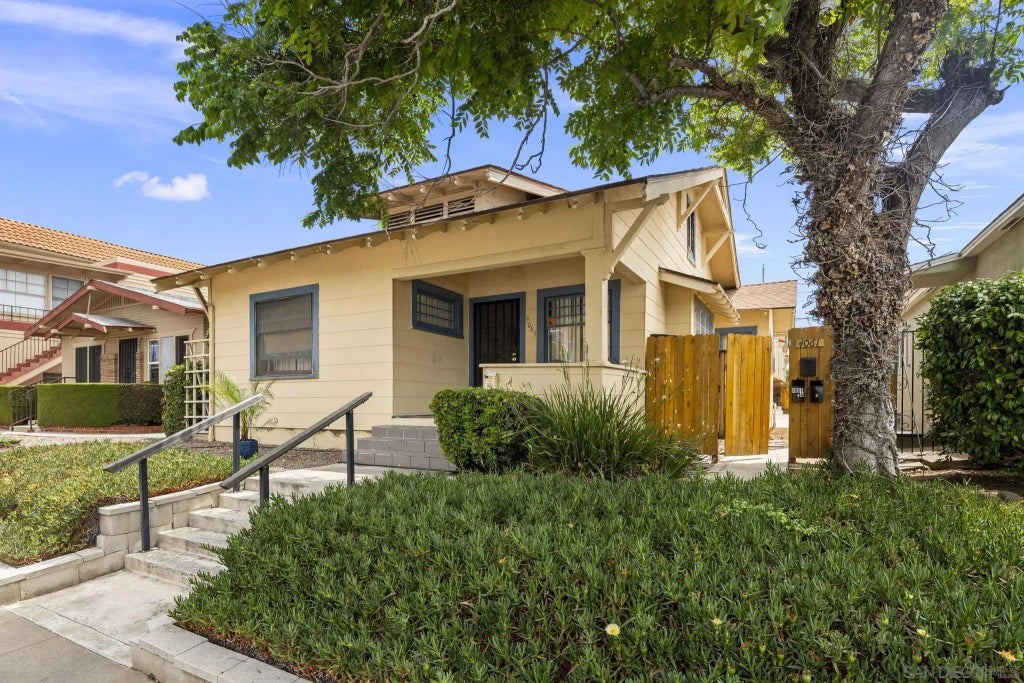 4061-65 Front St, HILLCREST