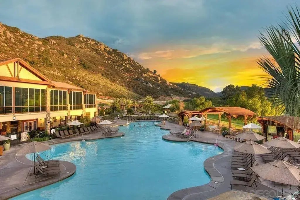 8860 Lawrence Welks Drive, Escondido