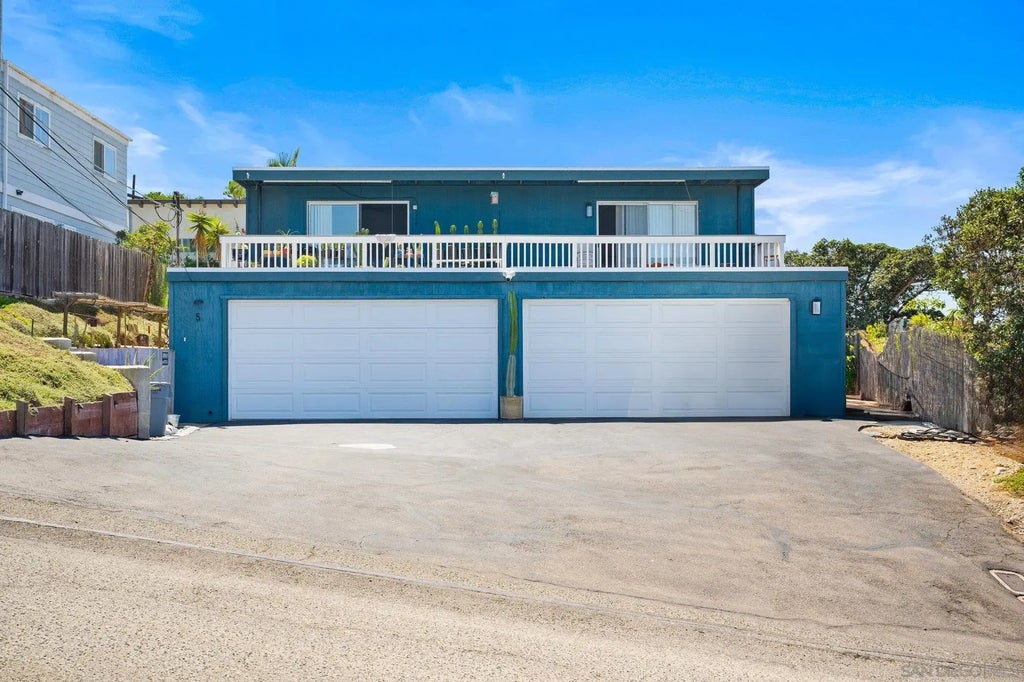 3-5 E H St, Encinitas