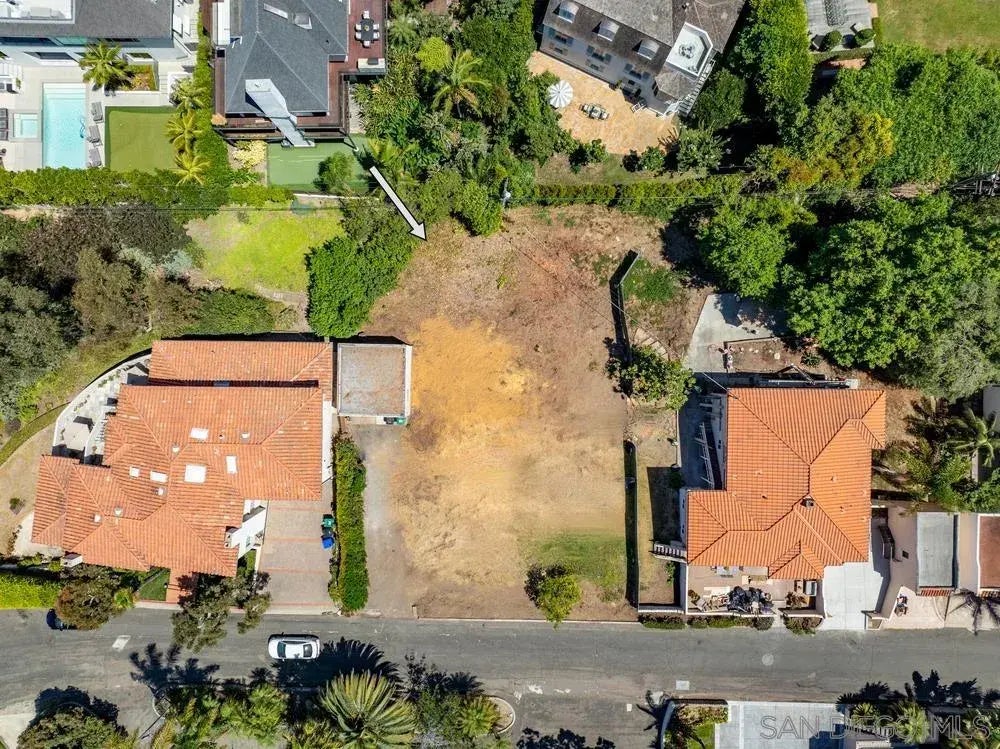 7729 Hillside Dr 2, La Jolla