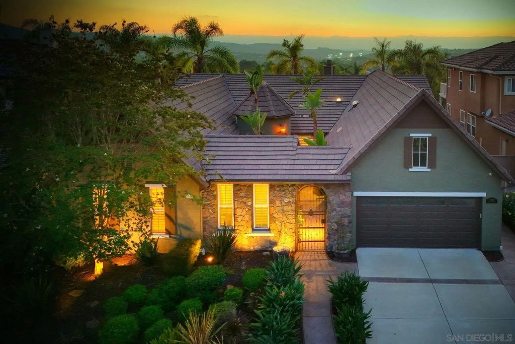 15362 Falcon Crest Court, RANCHO BERNARDO