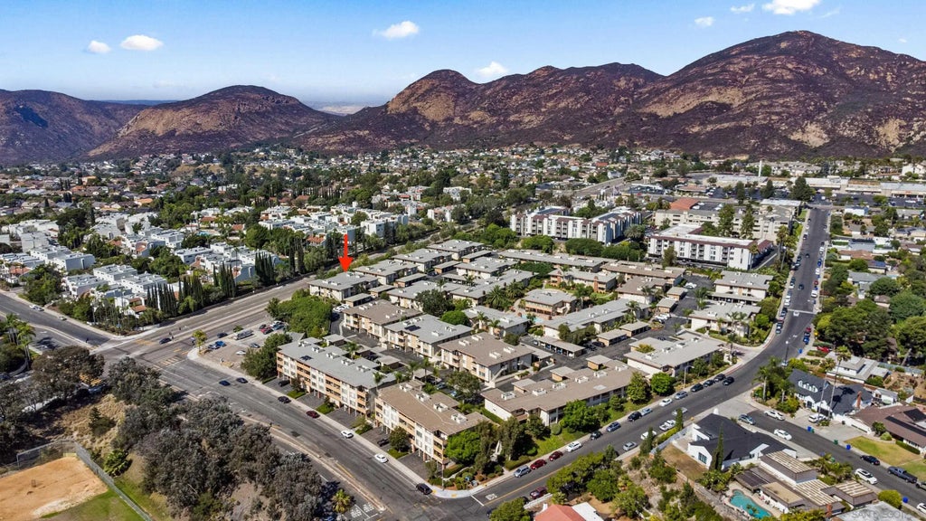 6840 Hyde Park Dr H, SAN CARLOS