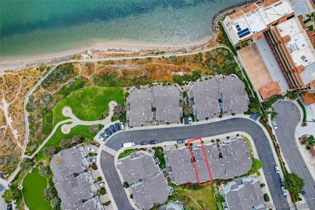 4738 Beachwood Ct, Carlsbad