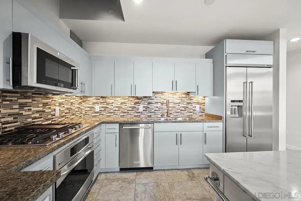 1494 Union Street 1003, DOWNTOWN