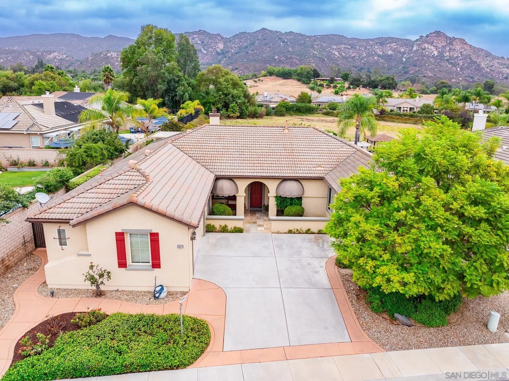 2622 Dundee Glen, Escondido