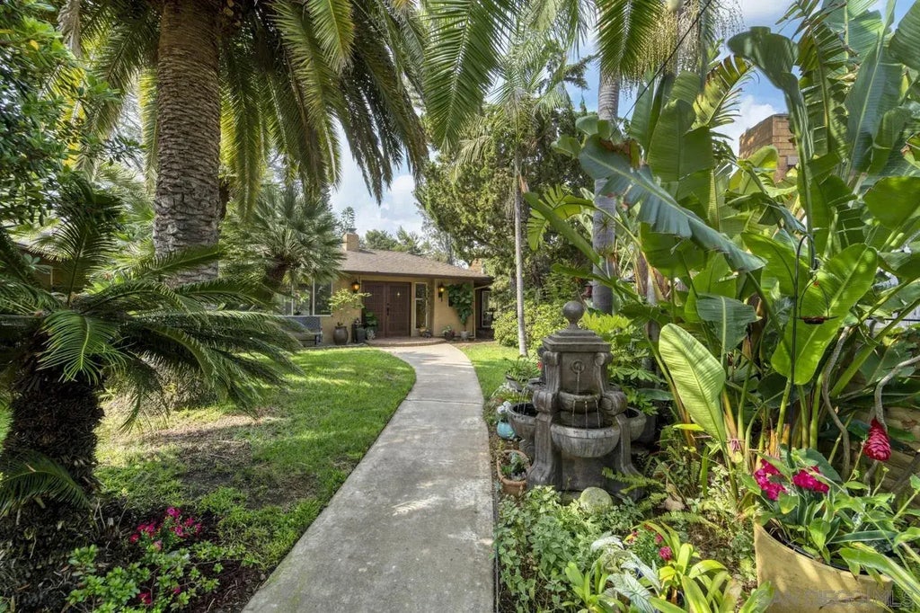 4807 Mount Elbrus Dr, CLAIREMONT