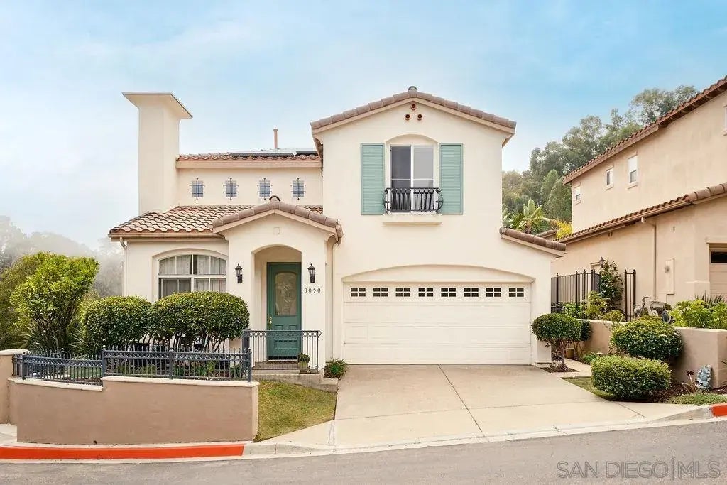 8050 Gilman Ct, La Jolla