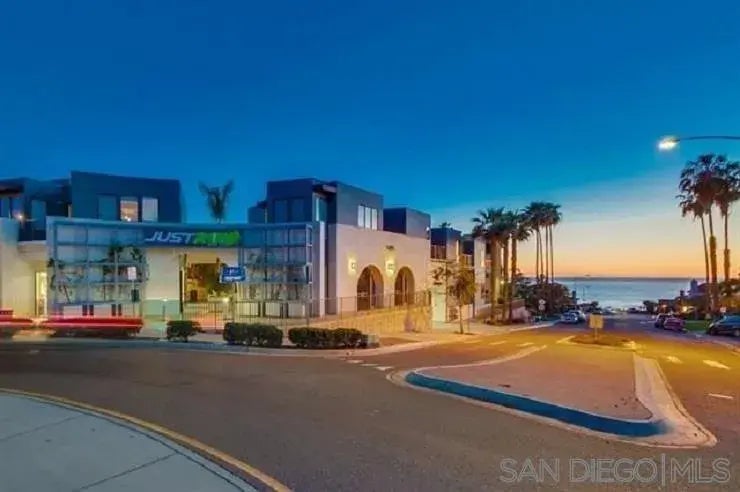 5490 La Jolla Blvd K202, La Jolla