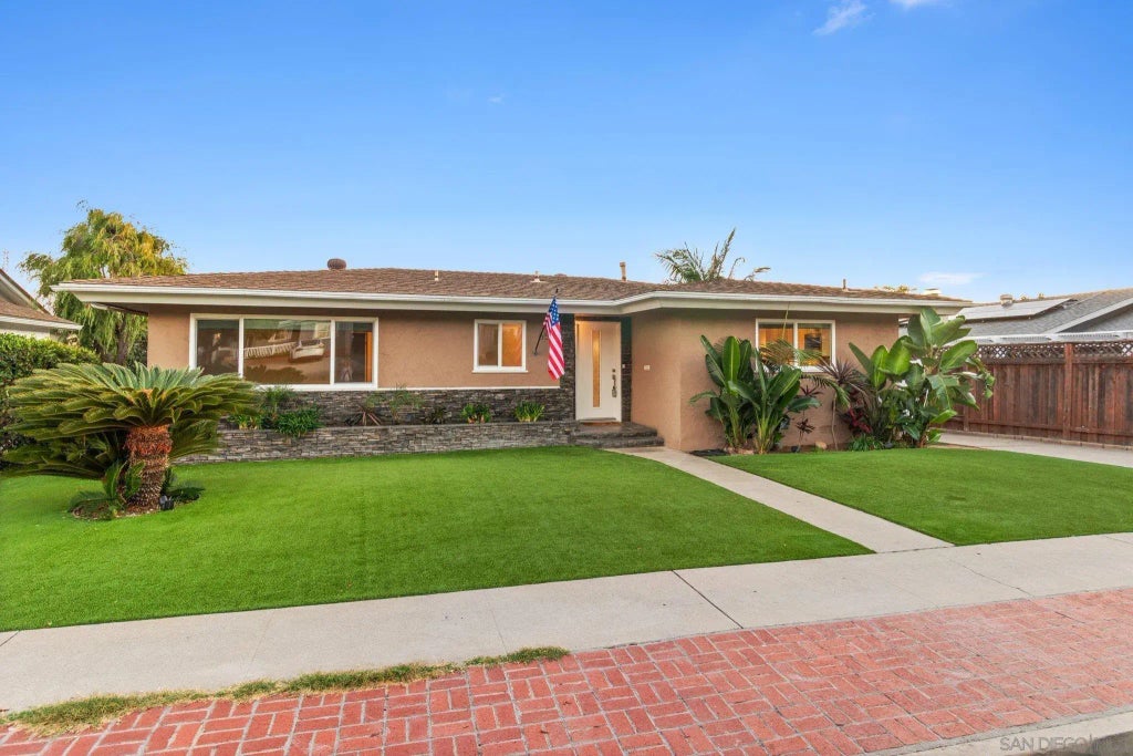 6515 Del Cerro Blvd, Del Cerro (337)