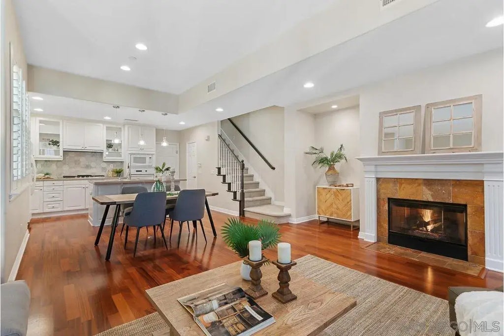 2785 E Bainbridge, POINT LOMA