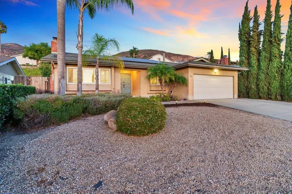 7523 Golfcrest Dr, SAN CARLOS