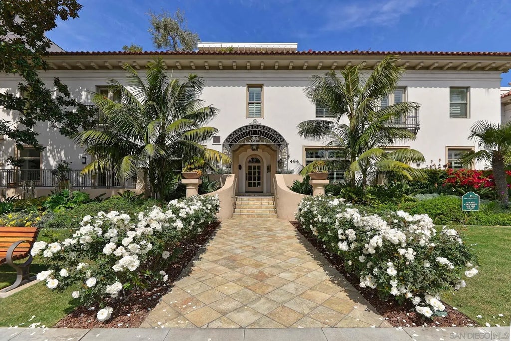 464 Prospect St 102, La Jolla