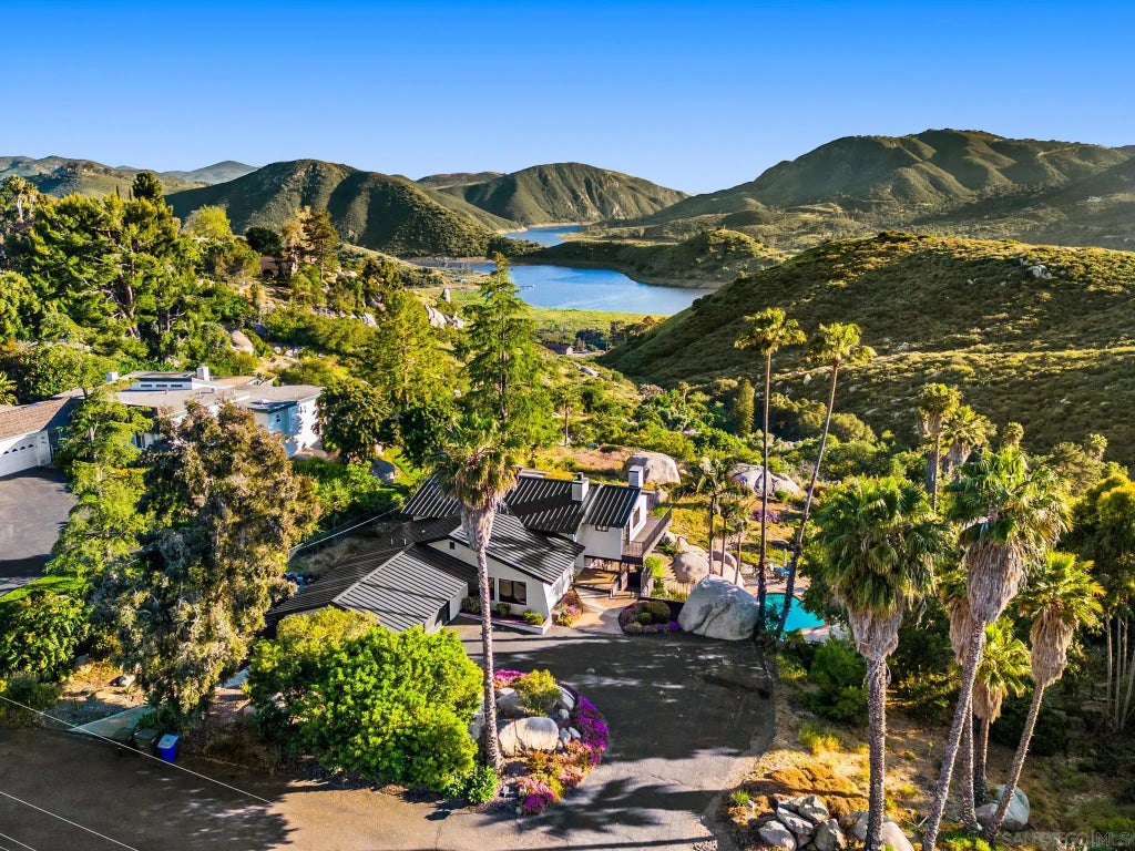 1617 Skyhawk Rd, Escondido