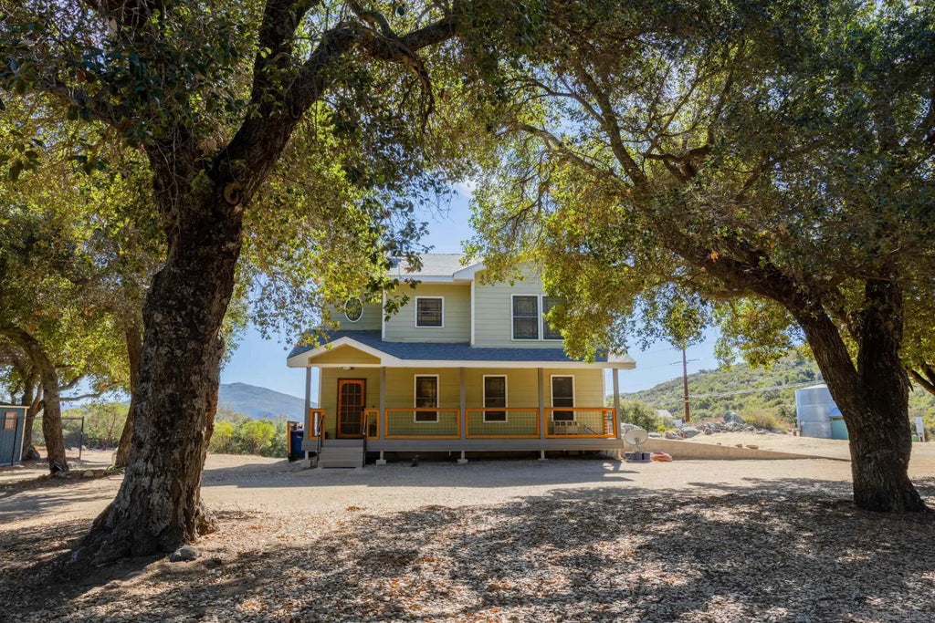 10028 Hulburd Grove Dr., Descanso