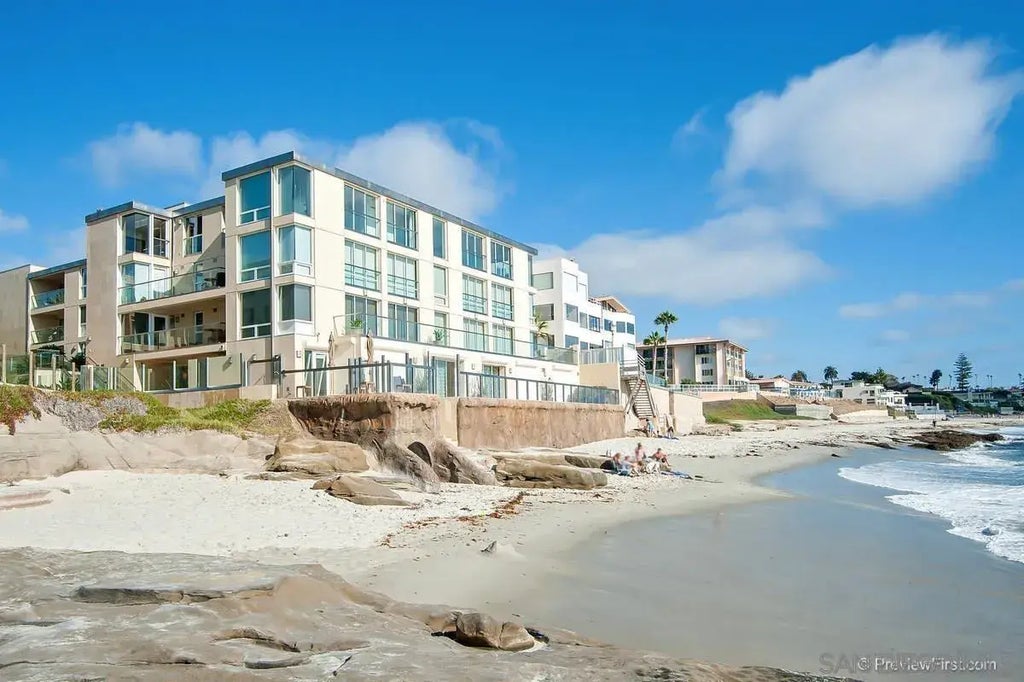 202 Coast Blvd. #10, La Jolla