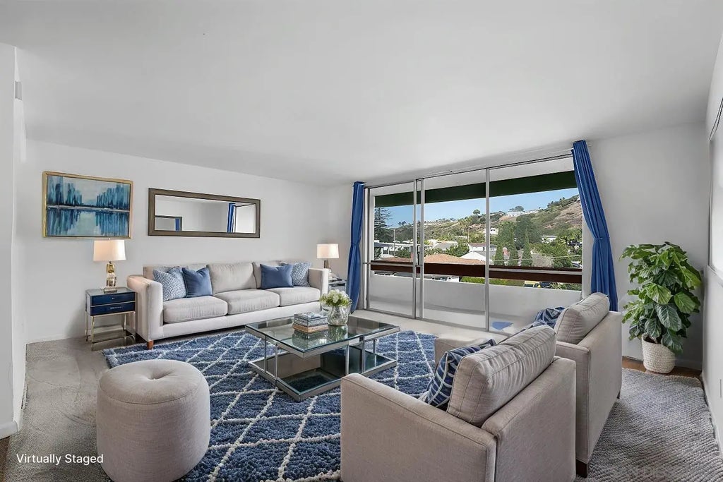 6455 La Jolla Blvd Unit 243, La Jolla